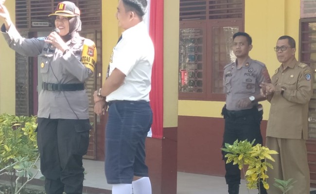 Datangi Sekolah, Binmas Polres Sidrap Sampaikan Pesan Ini