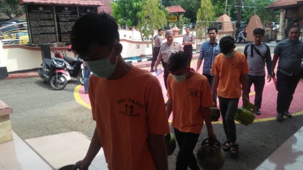 3 Remaja di Barru ini Tertangkap Tangan Curi Tabung Gas di Rumah Pensiunan Polisi