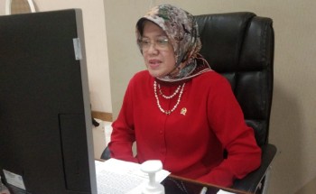 Tudang Sipulung, Hasnah Syam Bahas Peran Alumni Kedokteran di Era New Normal