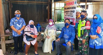 Turun Semangati Warga, Hasnah Syam Inginkan Lalabata Dijadikan Contoh Desa Lainnya di Barru