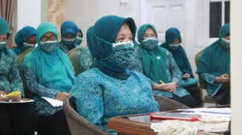 TP PKK se-Kabupaten Barru Gelar Halal Bi Halal Virtual