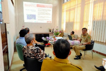 Sekda Yakinkan TGUPP Sulsel Soal Potensi Barru Jadi Kawasan Ekonomi Khusus (KEK) Sulsel