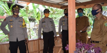 Bersama BAZNAS ,Polres Barru Bedah Rumah Warga di Desa Kupa
