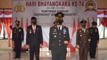 Bupati dan Forkopimda Barru Ikuti Upacara Virtual Hari Bhayangkara