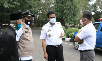 Bupati Barru Lepas Bantuan Logistik ke Lokasi Bencana Lutra