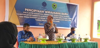 Baru Setahun Duduk di Senayan, Hasnah Syam Sudah Bawa Banyak Program