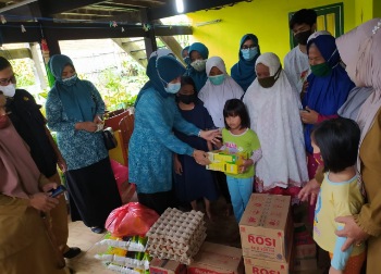 Korban Gempa Sulbar Mengungsi ke Barru, Hasnah Syam Sigap Beri Bantuan