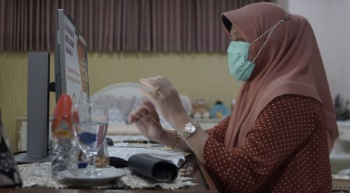 Bersama Hasnah Syam, IKA Dokter Gigi Unhas Bahas Layanan Dimasa Pandemi