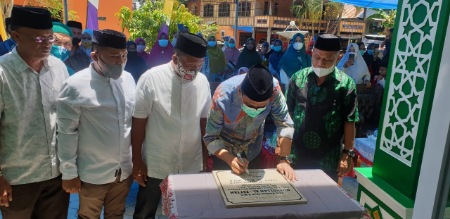 Bupati Barru Resmikan Musholla Al Fattah yang Dibangun Pengusaha H.Taiyeb