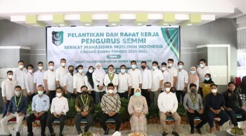 Hadiri Pelantikan SEMMI Cabang Barru, Bupati Sebut SEMMI Oragnisasi Beda