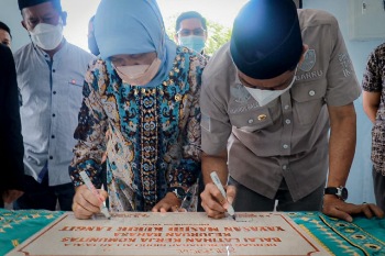Lagi, Bupati Barru dan Istri Resmikan Dua BLK