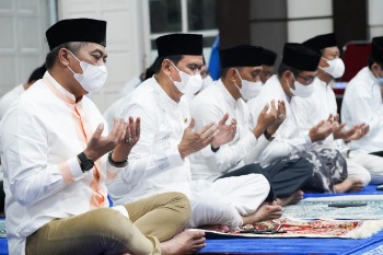 Pemkab Barru Zikir Sambut Tahun Baru