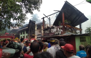 Dua Rumah Hangus Terbakar di Mangkoso, Seorang Nenek Meninggal Ikut Terbakar