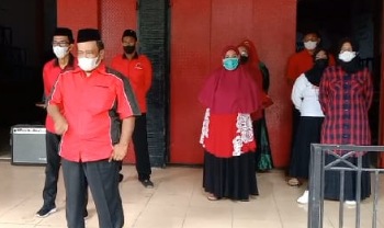 HUT Ke 49, DPC PDIP Barru Gelar Upacara Bendera, Ini Amanat Ketua Bappilunya