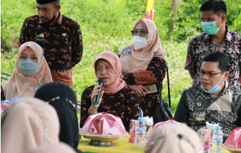Gunting Pita, Bunda PAUD Barru: Jadikan Gedung TK Darmawanita Jadi Sarana Belajar Efektif Sejak Dini