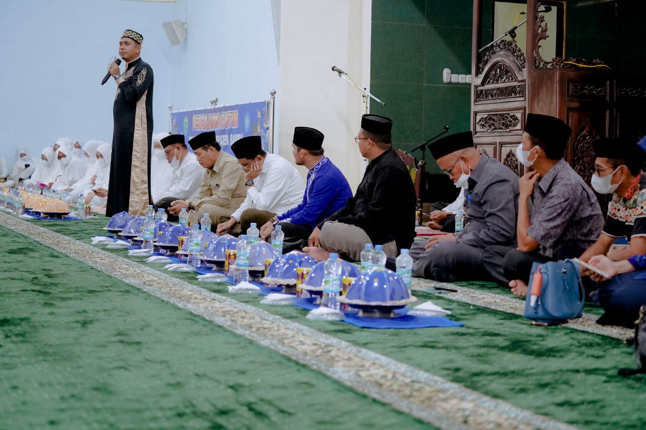 Pengajian Rutin Kelompok Nurul Huda Dihadiri  Bupati Barru Dan Ustadz KPK