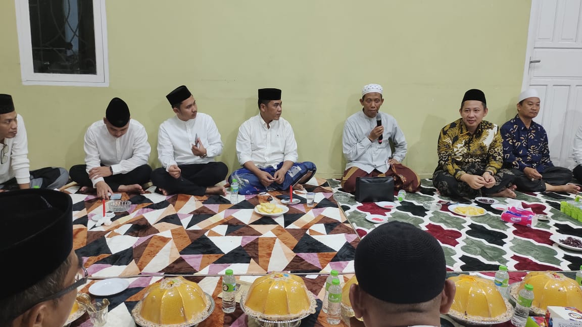 Salawatan Keluarga Andi Rosman Di Wajo,Hadirkan K.H.Ahmad Zaki Abdullah Ulama Situbondo