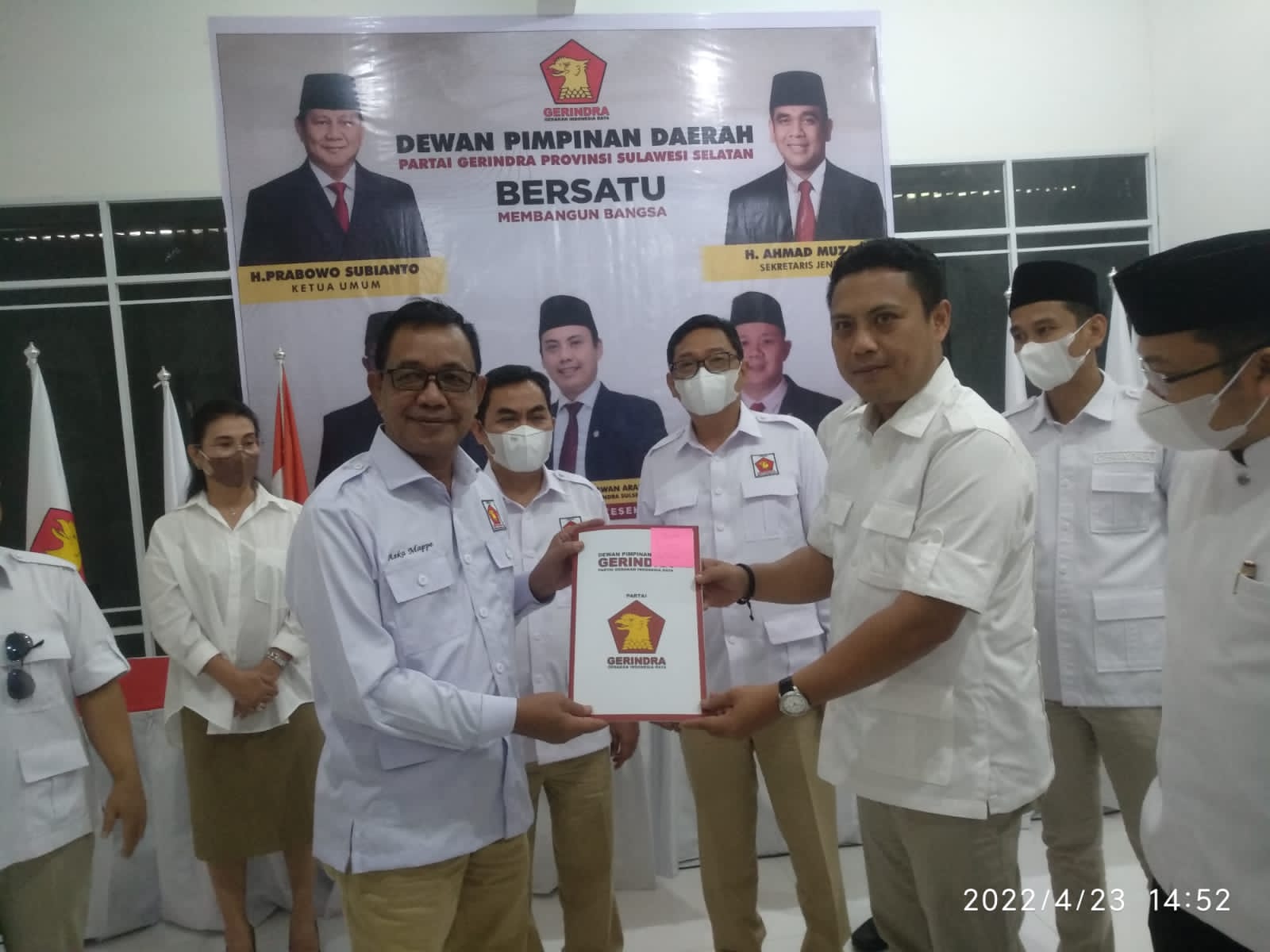 Terima SK dari Ketua DPD Sulsel, Aska Mappe Sah Ketua Gerindra Barru