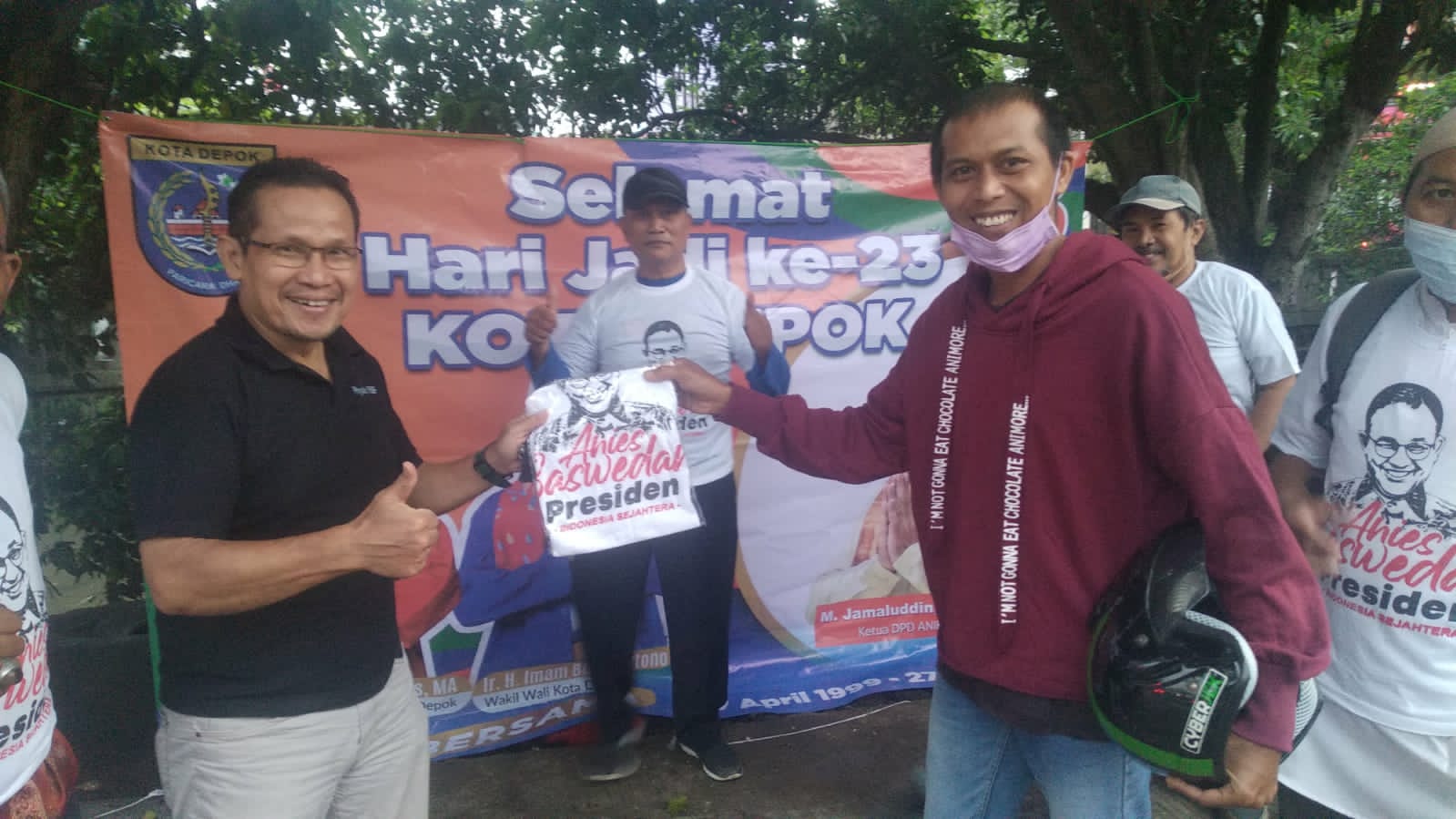 Relawan Anies Berbagi Iftar Di Bulan Ramadhan Dan Meriahkan HUT Kota Depok ke-23