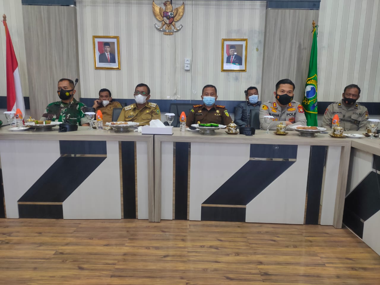 Wabup dan Forkopimda Barru Ikuti Rakor Penanganan Covid 19