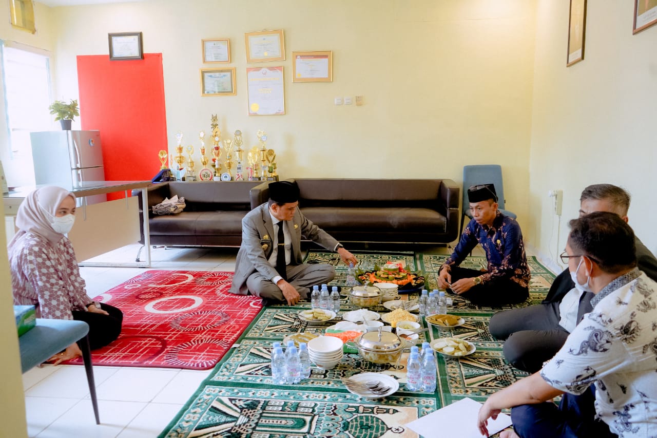 "Tradisi Mabaca Baca" Awali Tugasnya Kepala RS Barru, drg Ulfah Undang Bupati Barru
