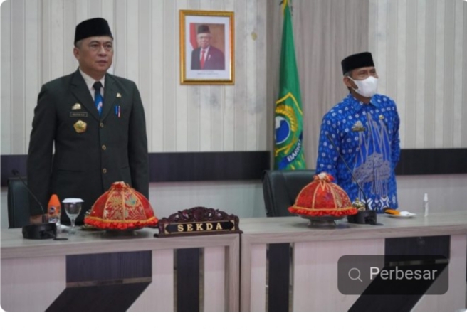 Sekda Barru Didampingi Kepala BKPSDM Ikuti Pelantikan Pejabat Kemendagri Via Virtual