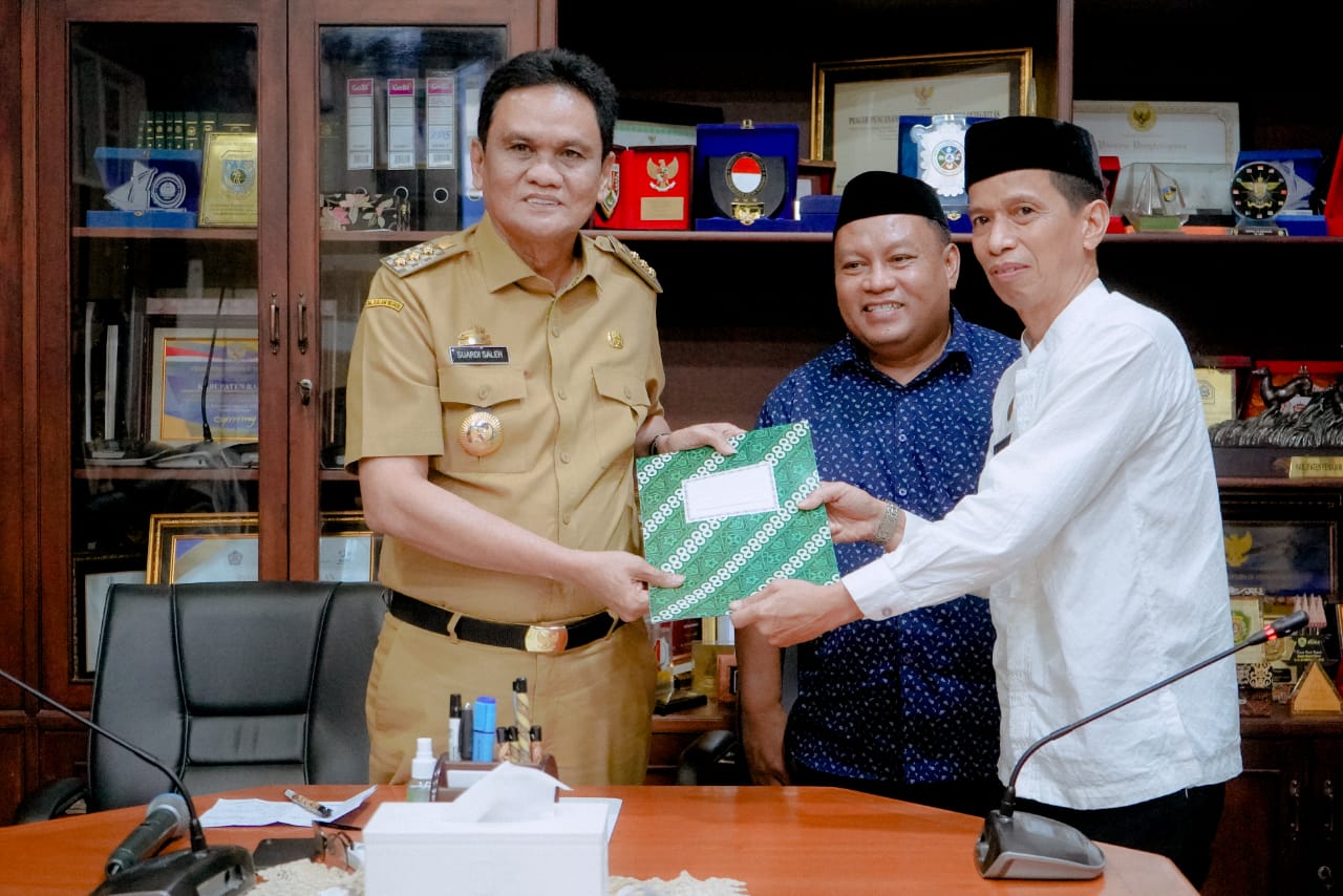 Bupati Barru Terima Panitia HBH Alumni DDI Mangkoso