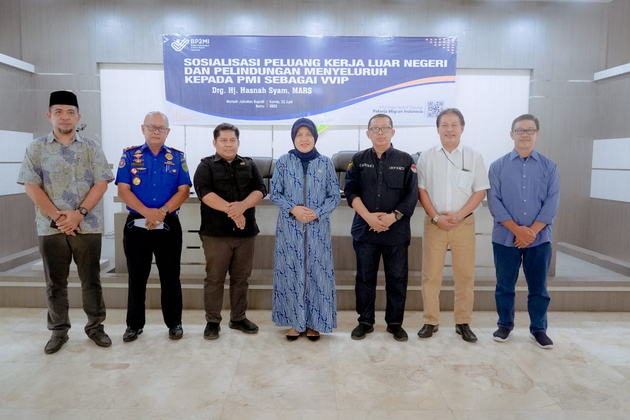 Anggota Komisi IX Hasnah Syam Bersama BP2MI Sosialisasi Perlindungan Tenaga Kerja Luar Negeri Legal