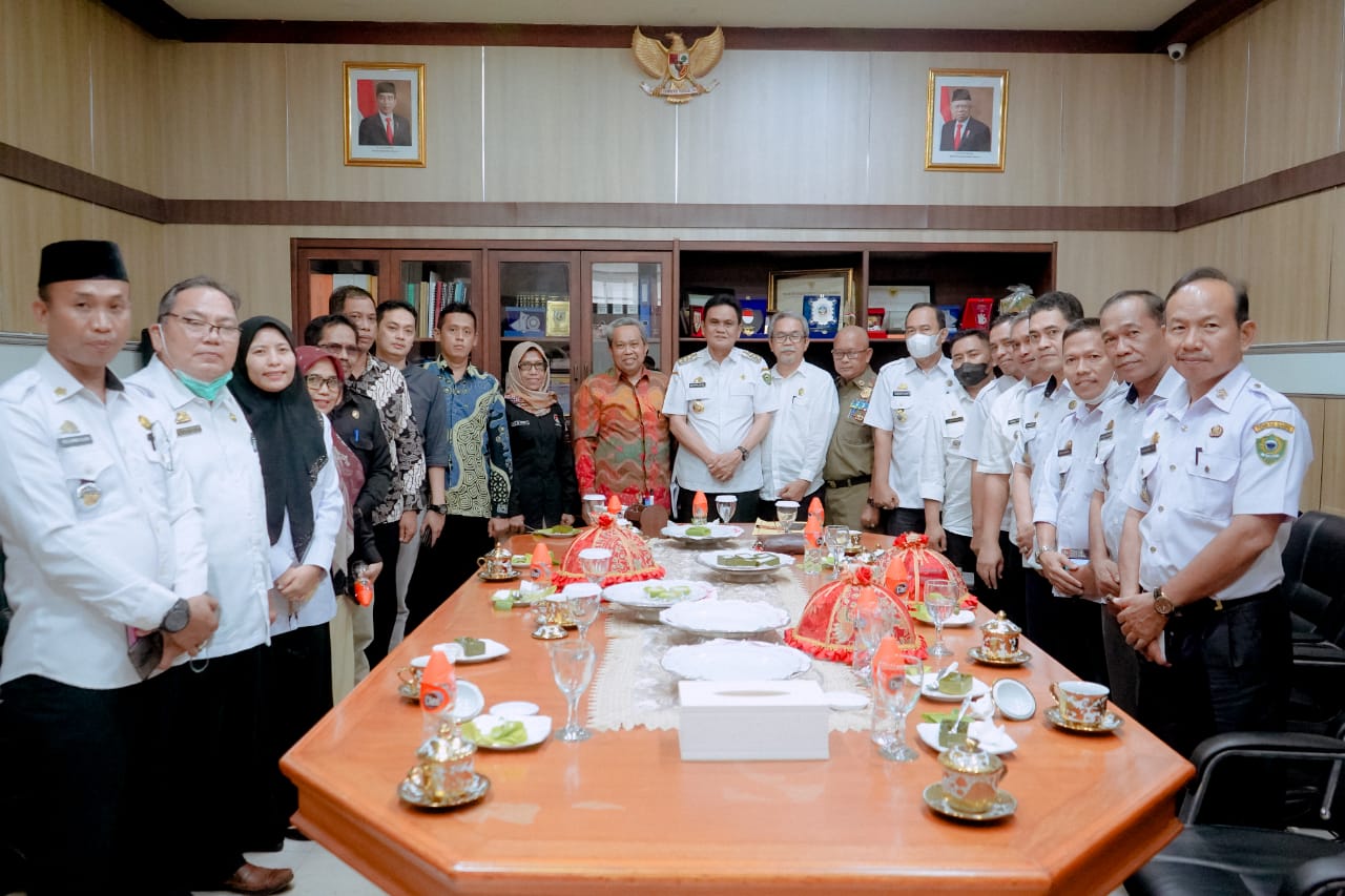 Koordinasikan Tahapan Pemilu, Komisioner KPU Temui Bupati Barru