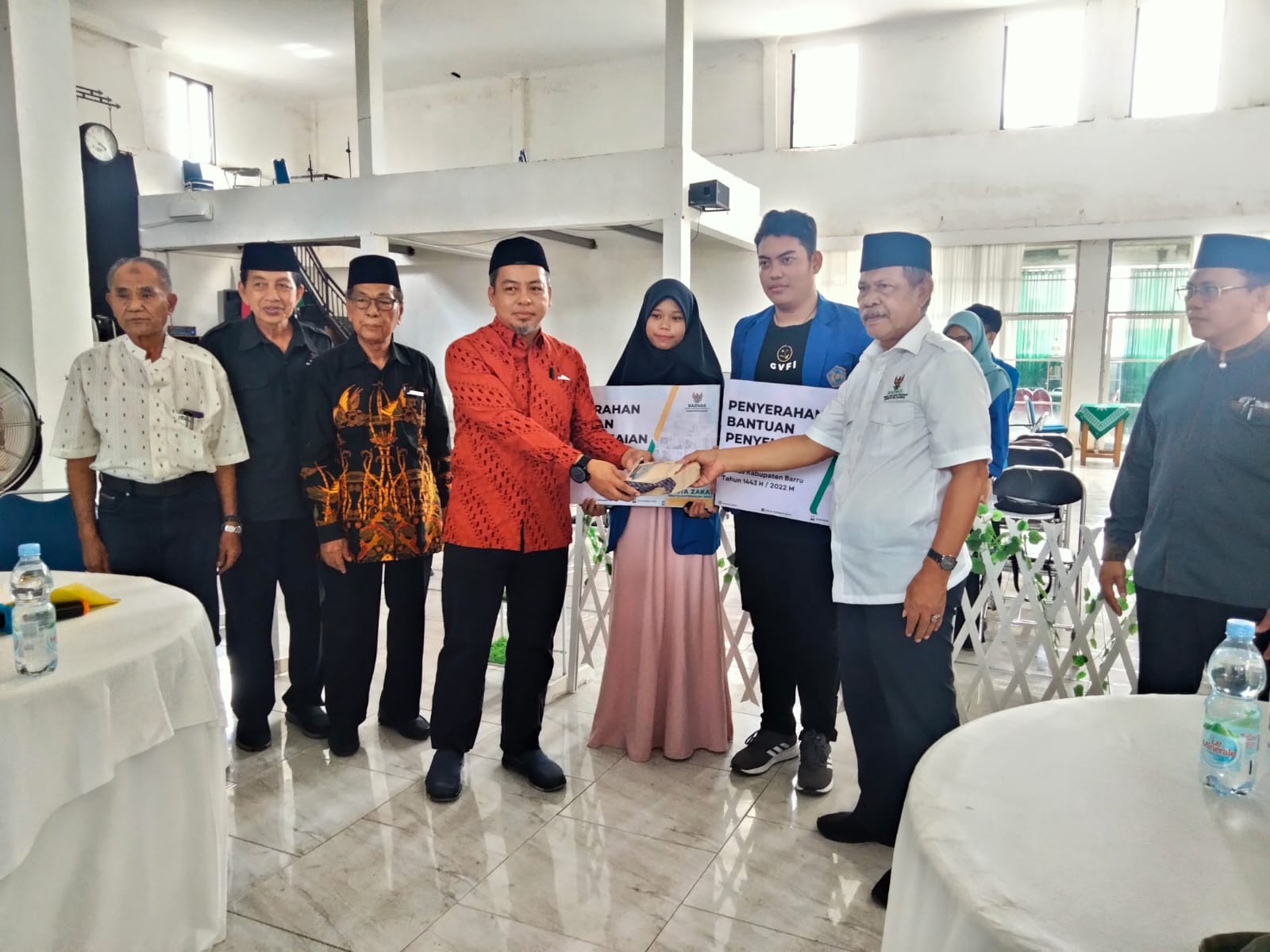 11 Mahasiswa STKIP Muhammadiyah Barru Dapat Bantuan Bea Siswa dari Baznas