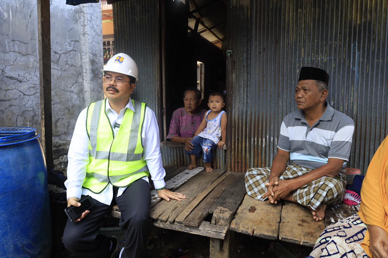 Anggota DPR Komisi V Tinjau Dan Kunjungi Warga Penerima Pogram BSPS Di Padongko