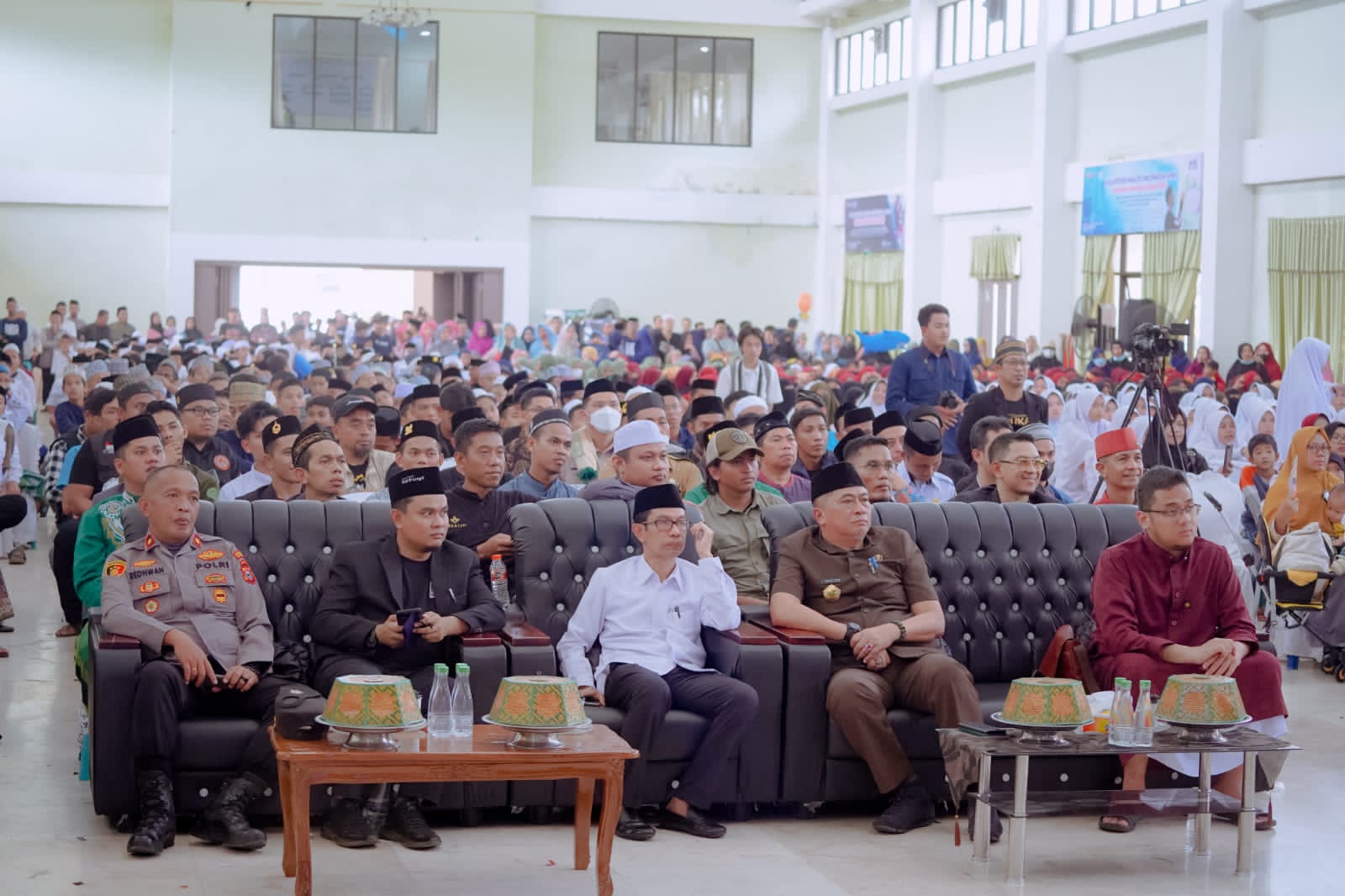 Sekda Barru Hadiri Doa Seribu Santri Kurir Langit