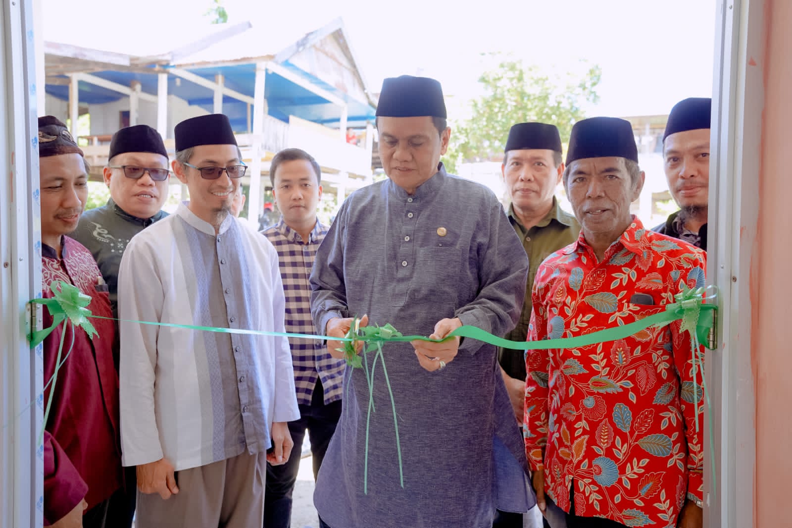 Bupati Barru Resmikan Masjid Darul Hikmah dan RKB putra SMP IT Wahdah Islamiyah