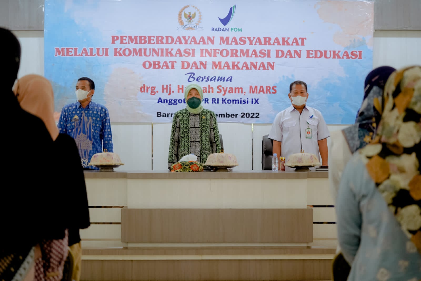 Anggota Komisi IX Hasnah Syam Bersama BBPOM Sosialisasi Obat dan Ketahanan Pangan ke Pelaku UMKM