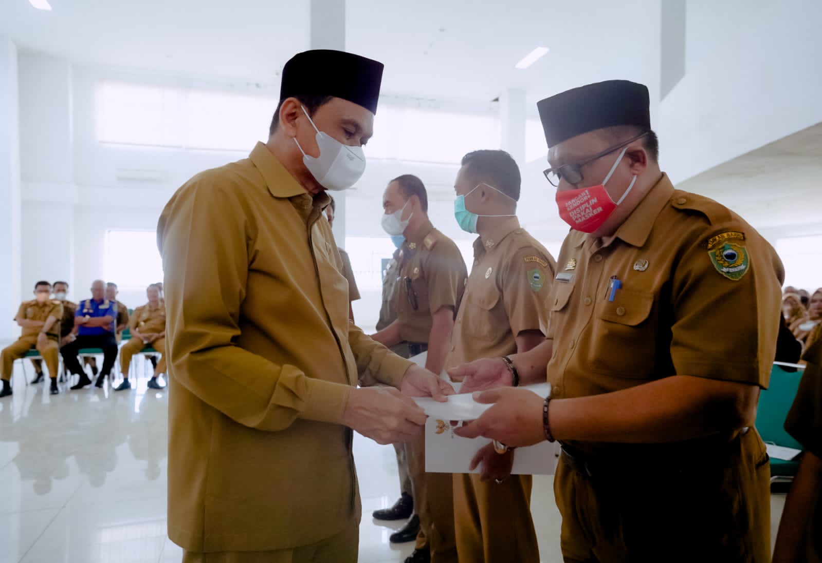 251 PNS Pemkab Barru Terima SK Kenaikan Pangkat