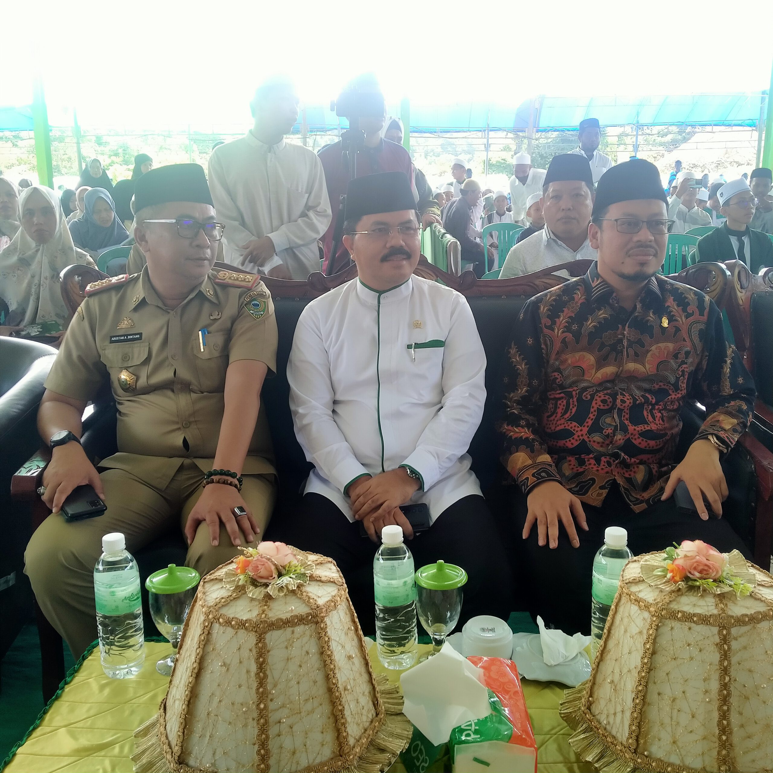 Anggota Komisi V DPR RI Hadiri Maulid Pondok Pesantren DDI Mangkoso di Tonronge