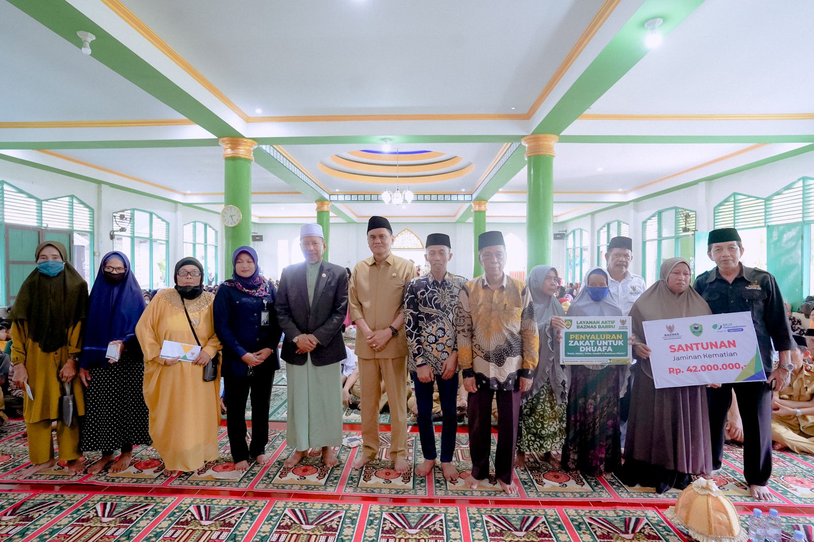 Pemda Dan Baznas Barru Akhiri Maulid Akbar dan Sosialisasi ZIS Di Kec.Pujananting