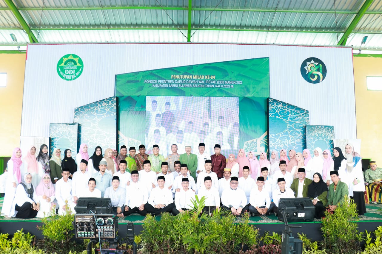 Ikatan Alumni DDI Mangkoso Kabupaten Barru Dilantik