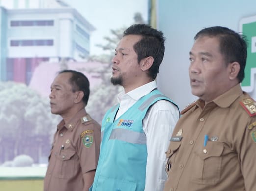 PT PLN INDONESIA POWER BARRU POMU RESMIKAN PROGRAM TJSL HUTAN TANAMAN ENERGI DAN JALAN TANI MENGGUNAKAN FABA