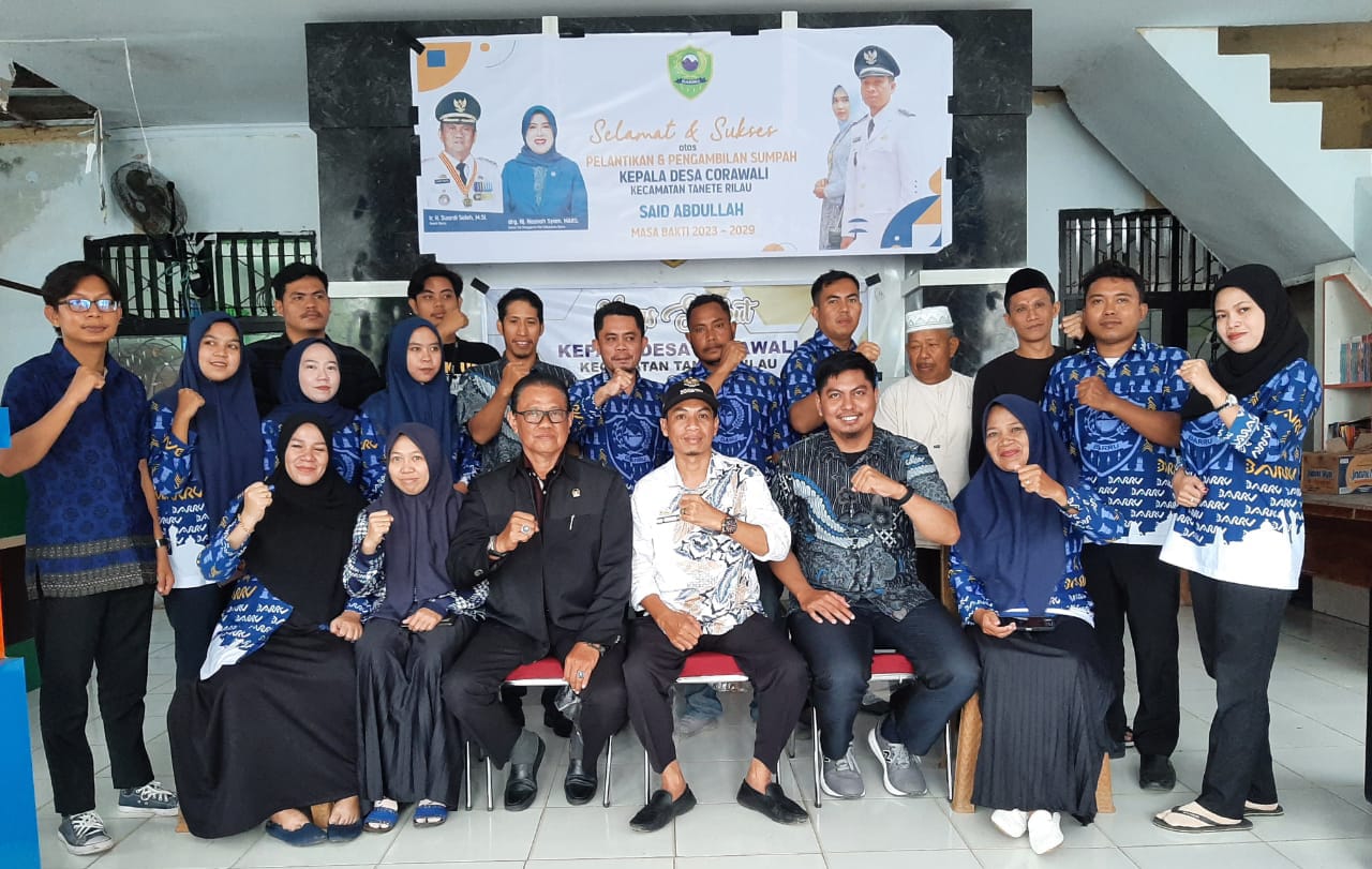 Sertijab Kades Corawali Dari  Pejabat Lama Ilyas Banno ke Said Abdullah