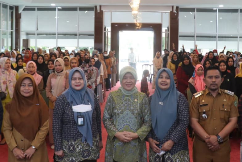 Hasnah Syam  Dan BPJS Kesehatan Sosialisasikan JKN-KIS