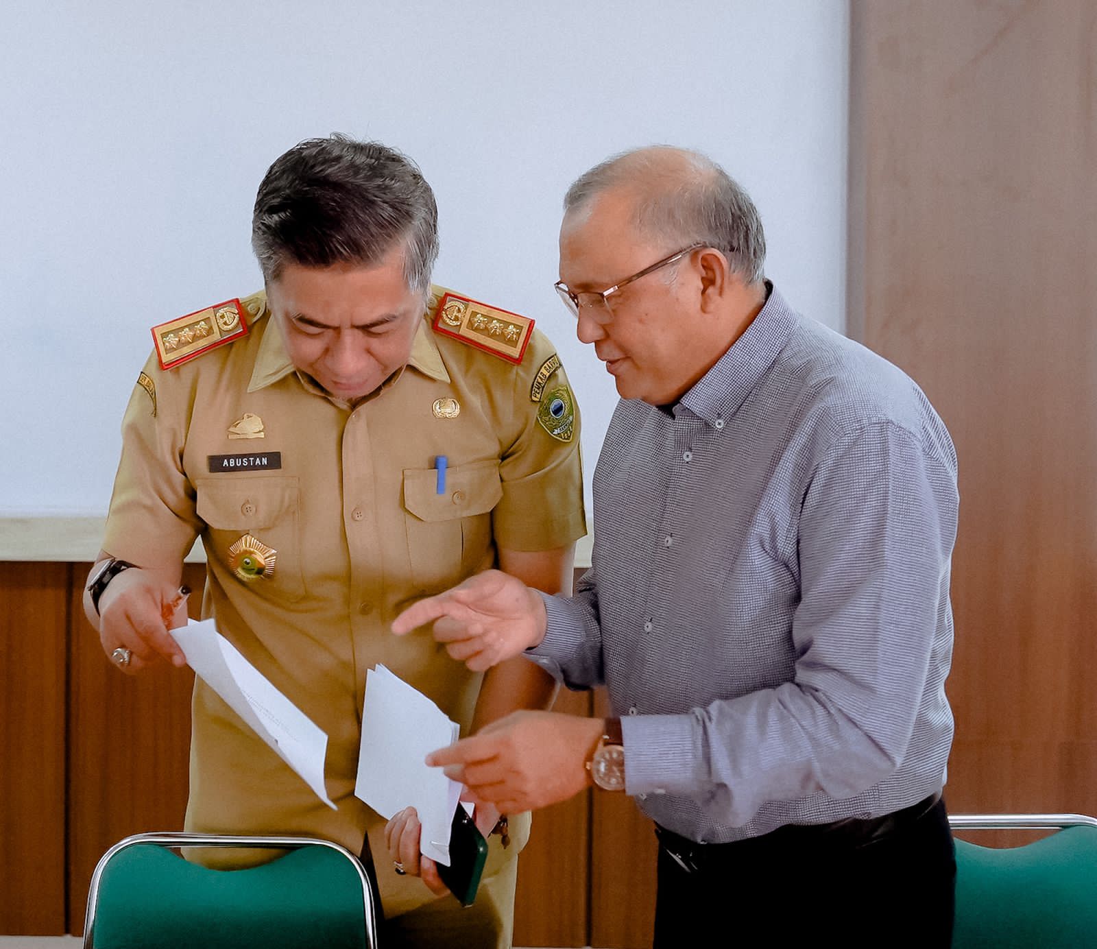 Sekda Buka FGD SIPA Kerjasama Pemda Barru-USAID IUWASH