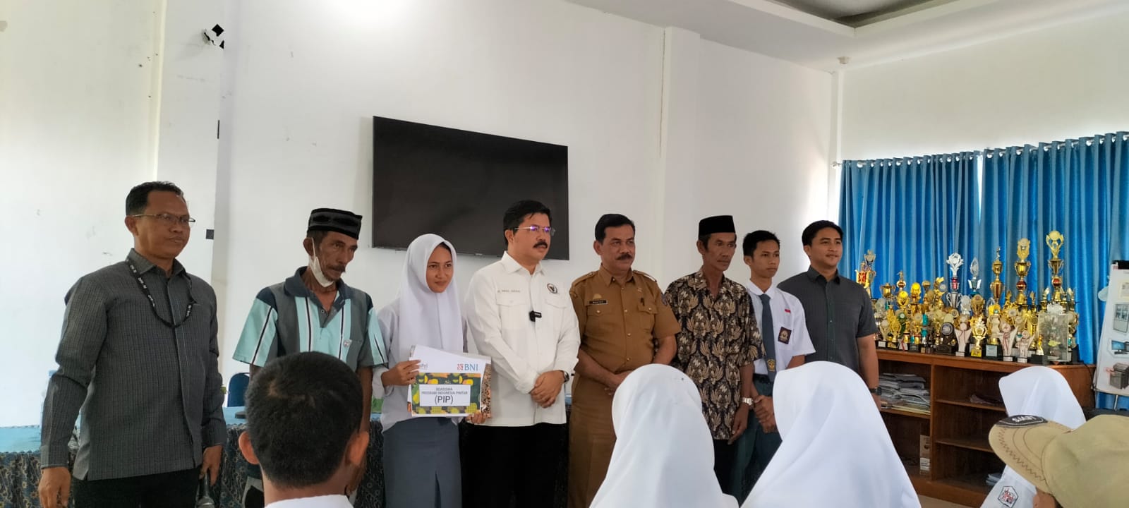 214 Siswa di Kab.Maros Dapat Beasiswa PIP, Diserahkan Anggota DPR Fraksi PPP