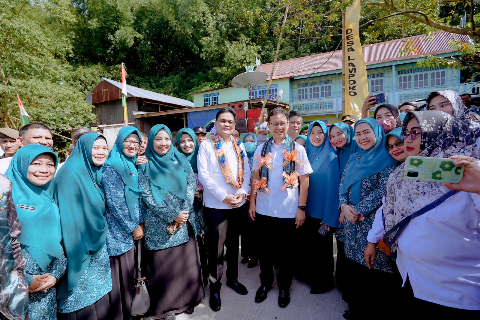 Menkes RI Ungkap Kunker Di Barru Karena Keberhasilan Penurunan Angka Stunting Dari Informasi Anggota DPR RI Hasnah Syam