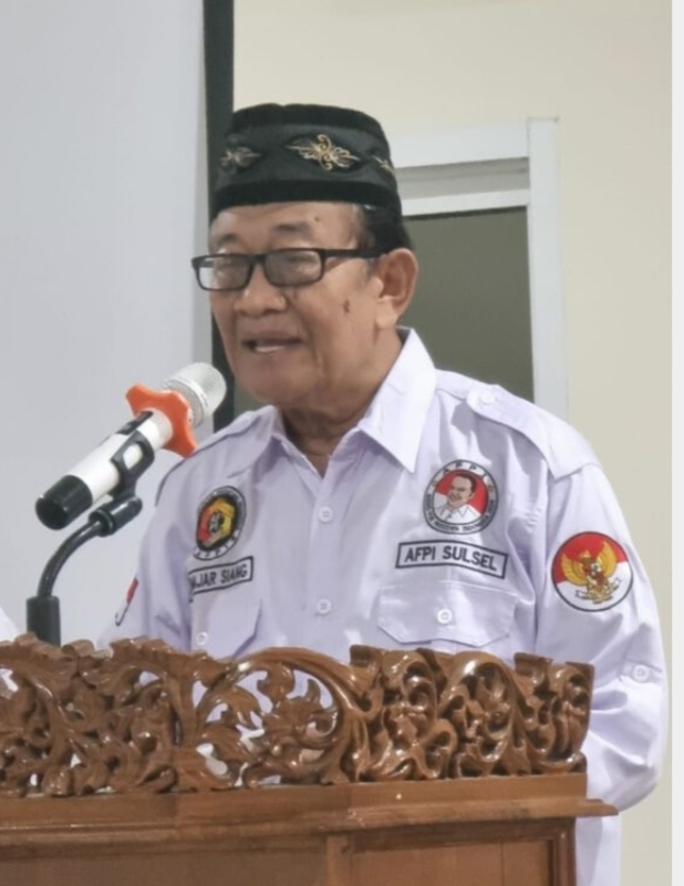 Biografi Titisan Darah Pejuang Tanete DR. Hc. H. Abdul Hajar Siang.