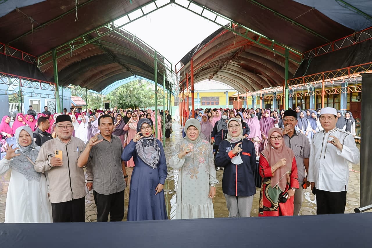Safari Ramadan Ketua TP PKK Barru Di Palanro, Kabag Kesra: Pentingnya Silaturhami