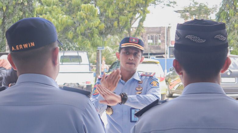 Rayakan Idul Fitri Bersama, WBP dan Keluarga Bersilaturahmi di Rutan Kelas IIB Barru