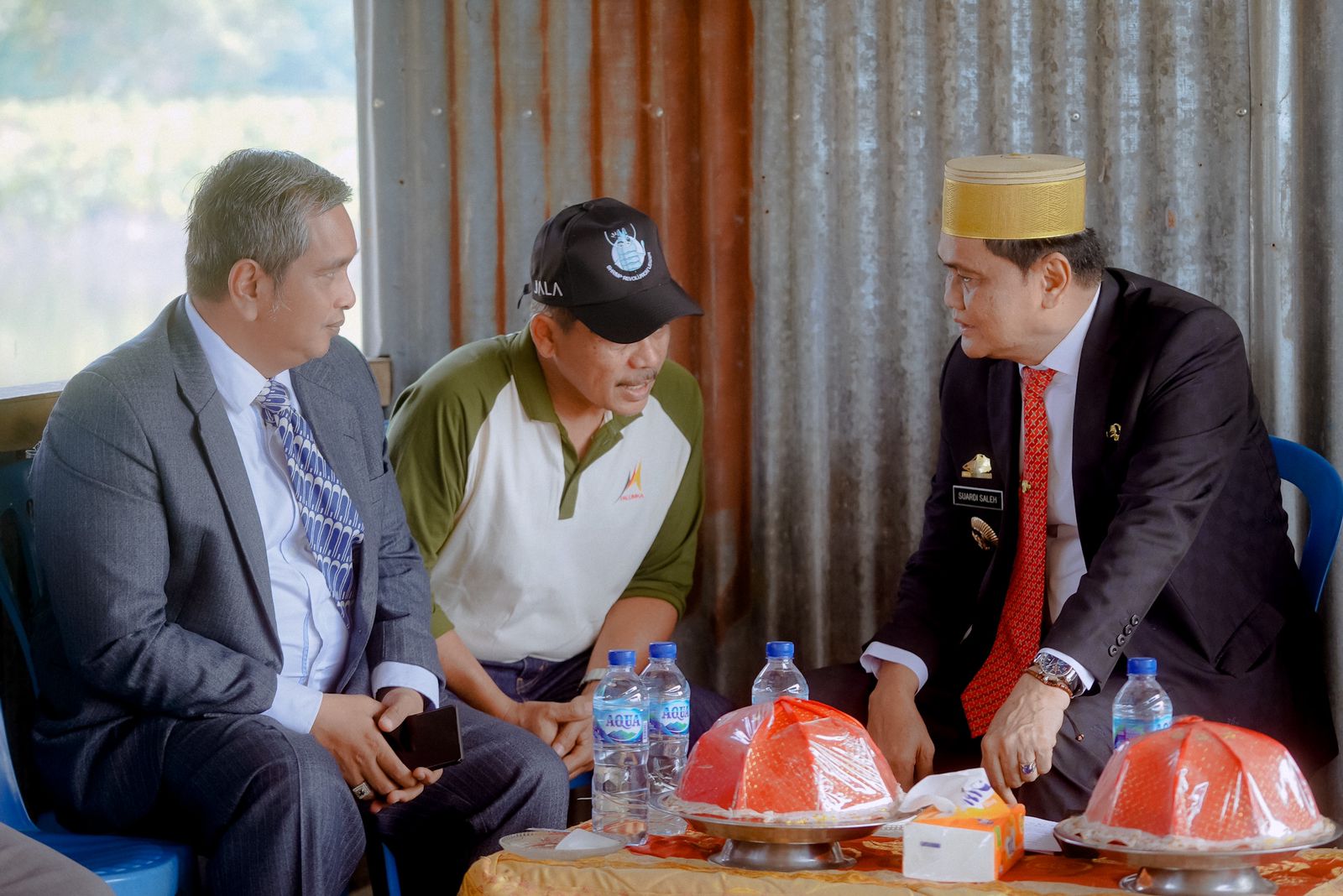 Bupati  Barru Hadiri Panen Parsial Udang Vanamei Kolam Terpal