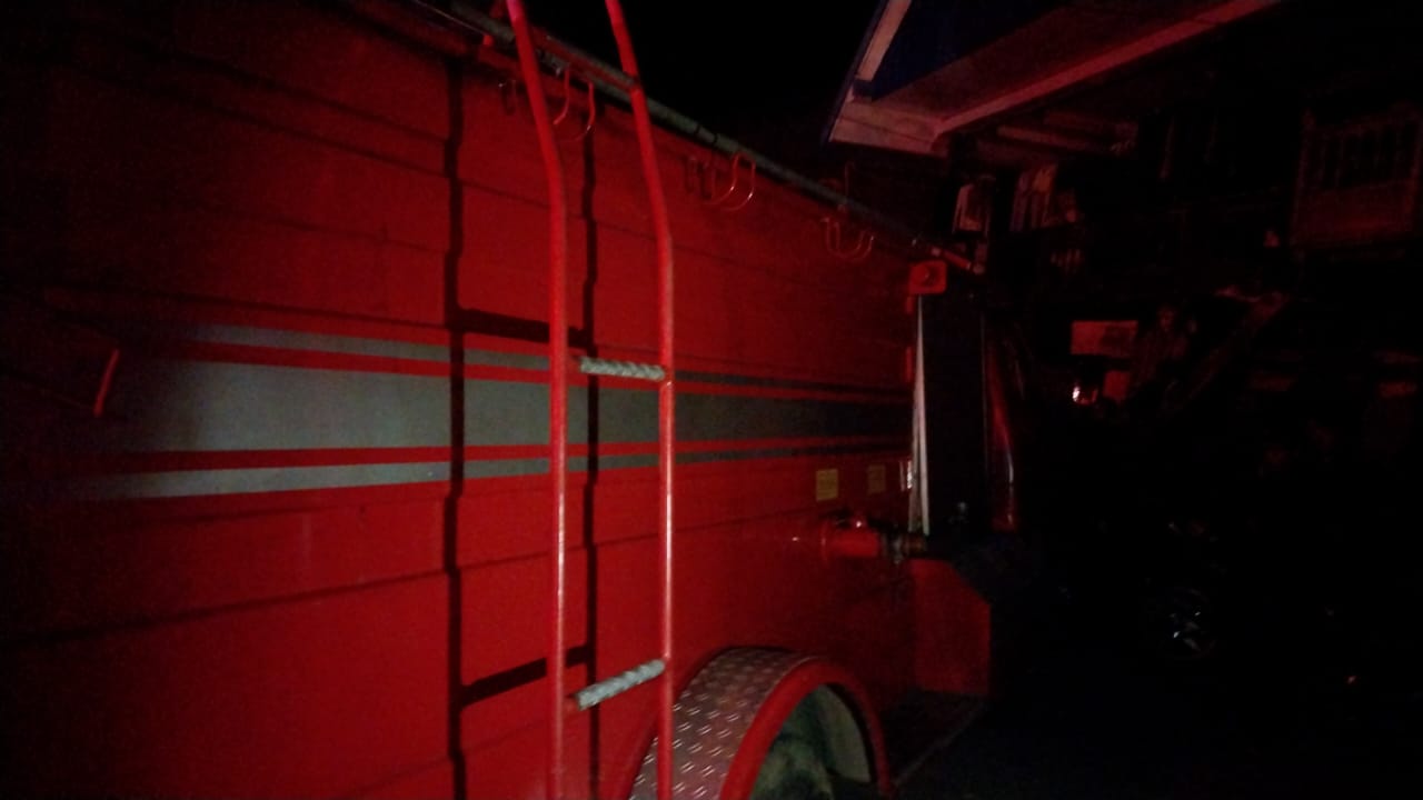 Kades Lasitae Gercep Hubungi Damkar Barru Saat Kebakaran Di Mandalle: Dihubungi Kades Setempat Minta Bantuan Pemadam