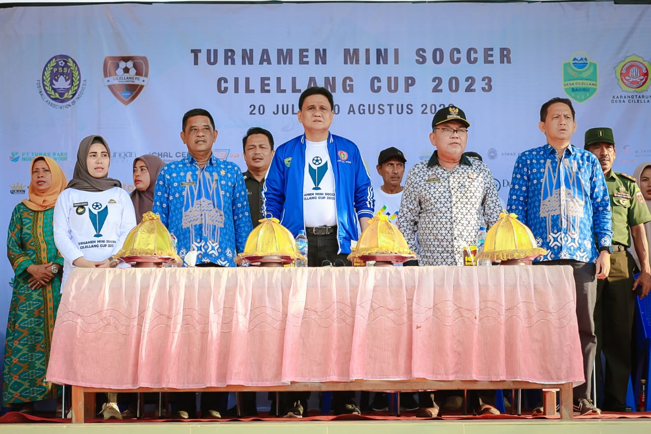 Bupati Barru Buka Turnamen Mini Soccer Cilellang Cup 2023